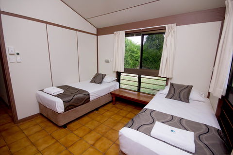 Montes Reef Resort - Your Accommodation 6
