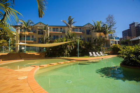Town Beach Beachcomber Resort - Your Accommodation 6
