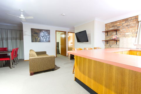Harvest Lodge - Your Accommodation 9