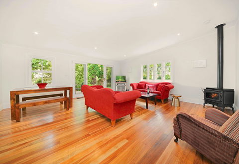 Poets Cottage - Your Accommodation 0