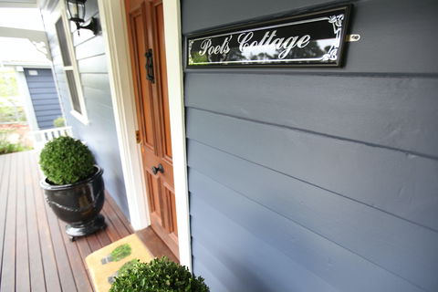 Poets Cottage - Your Accommodation 1