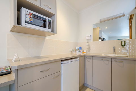 Werribee Motel & Apartments - Your Accommodation 2