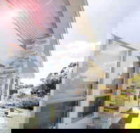 Brock's Base Wellington East - Your Accommodation