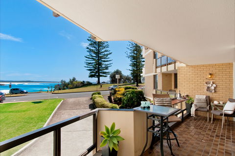 Beauty At The Beach - Your Accommodation 1