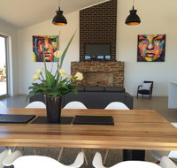 Bella Vista Farm House - Adelaide Hills - Your Accommodation