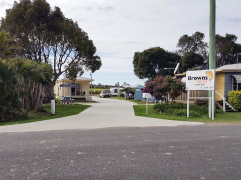 Browns Rocks Caravan Park - Your Accommodation 0
