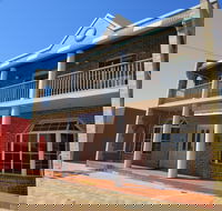 Downtown Apartment on Chandos - Your Accommodation