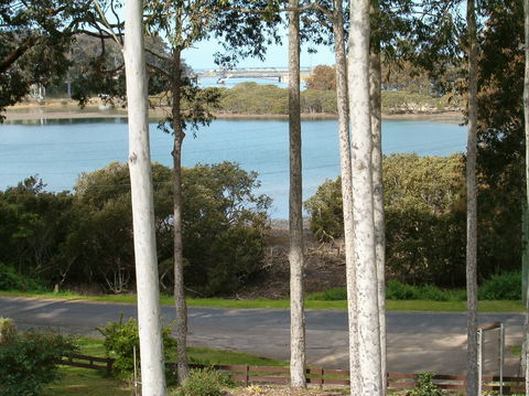 Lavender Point Holiday Units - Your Accommodation 1