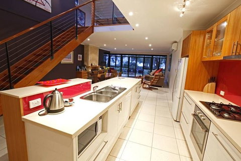 Halcyon Bay - Your Accommodation 1