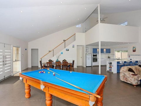 Falcon By The Bay - Your Accommodation 0