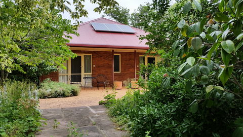 Leloma Bed And Breakfast - Your Accommodation 0