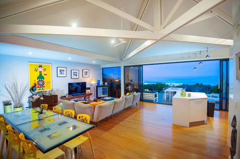 Tambac On Boomerang Beach - Your Accommodation 0