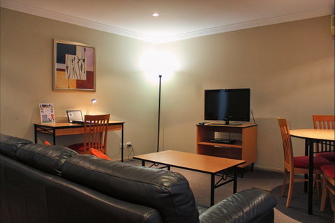 Wollongong Serviced Apartments - Your Accommodation 2
