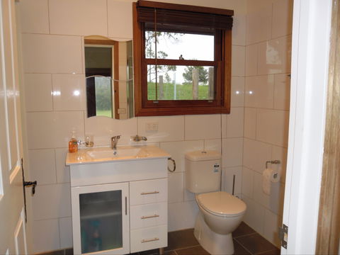 Highland Cattle Farm Stay - Your Accommodation 2