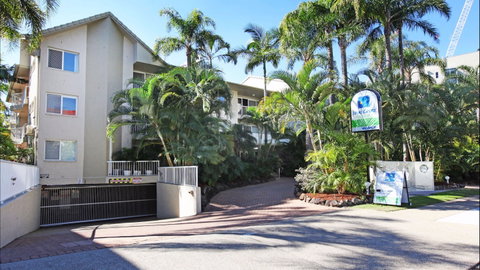 Mari Court Resort - Your Accommodation 1