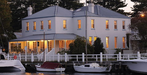 Oscars Waterfront Boutique Hotel - Your Accommodation 0