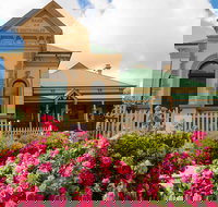 Rosebank Guesthouse and Gallery