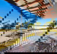 Seascape Holiday Apartments Lake Cathie