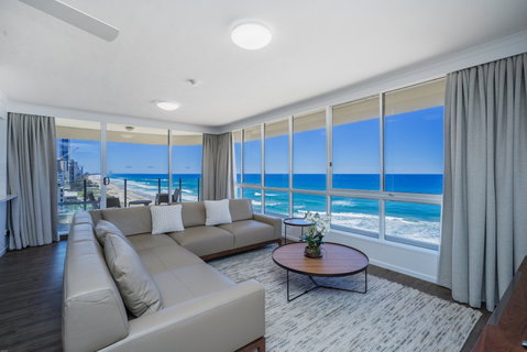 Dorchester On The Beach - Your Accommodation 1