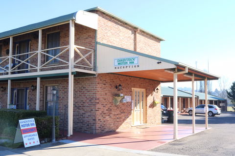 Sandstock Motor Inn - Your Accommodation 0