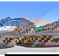 The Belmore Hotel - Your Accommodation