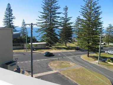 Seaspray Apartments - Your Accommodation 3