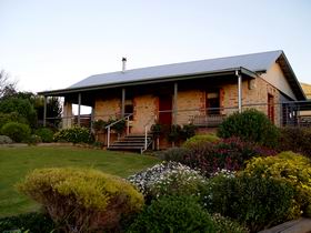Leasingham SA Your Accommodation