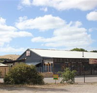 Smiling Samoyed Brewery - Your Accommodation