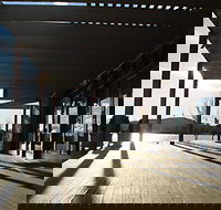 The Boat House By The Lake - Your Accommodation