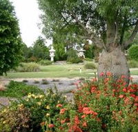 Japanese Gardens Blackwater - Your Accommodation
