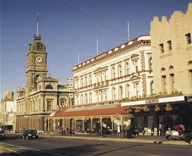 Accent Framing / Gallery On Sturt - Your Accommodation 0