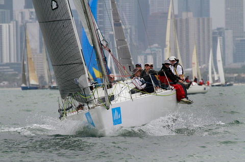 Royal Geelong Yacht Club - Your Accommodation 8