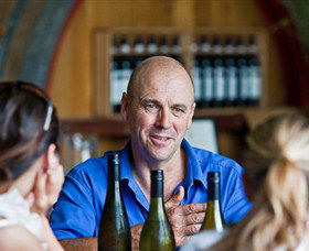 Lowe Wines - Your Accommodation 0