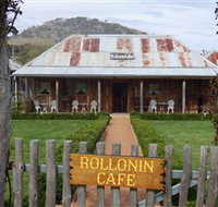 Rollonin Cafe - Your Accommodation