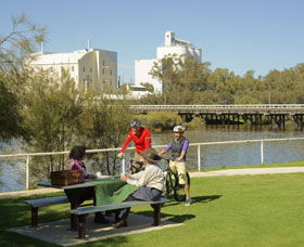 Avon River - Your Accommodation 0
