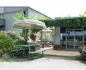 Jeir Creek Wines - Your Accommodation 1