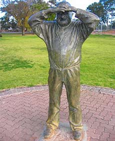 Possum Statue - Your Accommodation 1