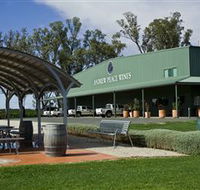 Andrew Peace Wines - Your Accommodation