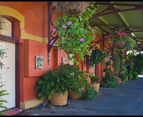 Forbes Railway Arts And Visitor Information Centre - Your Accommodation 1