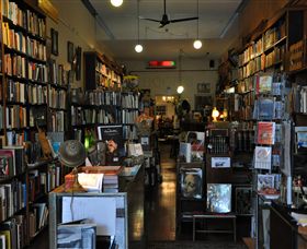 The Known World Bookshop & Boutique City Apartment - Your Accommodation 1