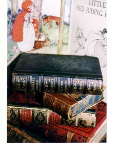 The Known World Bookshop & Boutique City Apartment - Your Accommodation 3