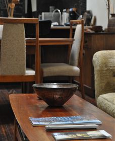 The Known World Bookshop & Boutique City Apartment - Your Accommodation 4