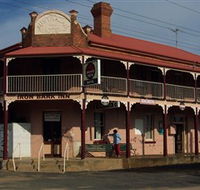 Stuart Town Historic Town Walk - Your Accommodation