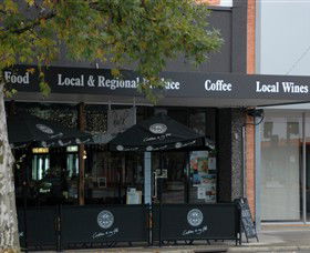 Rustik Cafe' Wine Bar - Your Accommodation 0