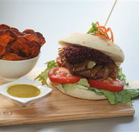 Gerry's  The Commercial Hotel - Your Accommodation