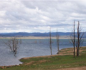 Lake Eucumbene - Your Accommodation 0