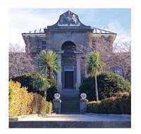 Lambie Town Walk - Your Accommodation