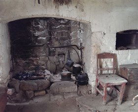 The Early Settlers Hut - Your Accommodation 3