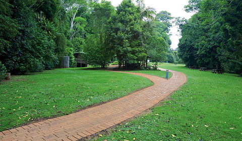 The Glade Picnic Area - Your Accommodation 1