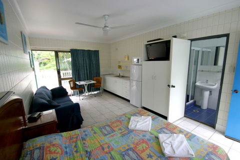 Tropical Palms Inn - Your Accommodation 1